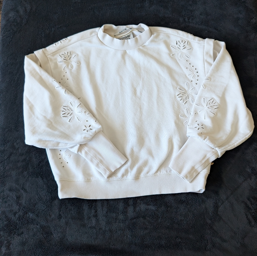 Scotch & Soda Eyelet Embroider Knit Crop Sweatshirt XS Feminine Coquette Floral - Picture 2 of 14